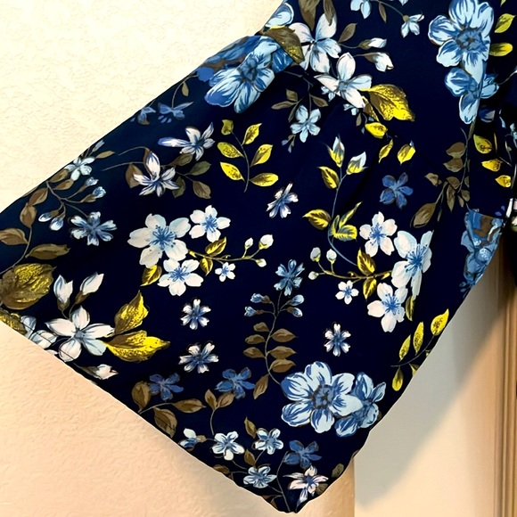 NWOT WOMEN’S PLUS SIZE PEPLUM TOP : SIZE 22 - Picture 2 of 3